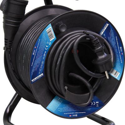  Venkovní prodlužovací kabel na bubnu 50 m / 1 zásuvka / černý / guma / 230 V / 1,5 mm2 EMOS 